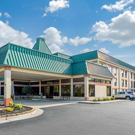 Quality Inn & Suites Olde Town Portsmouth Esterno foto