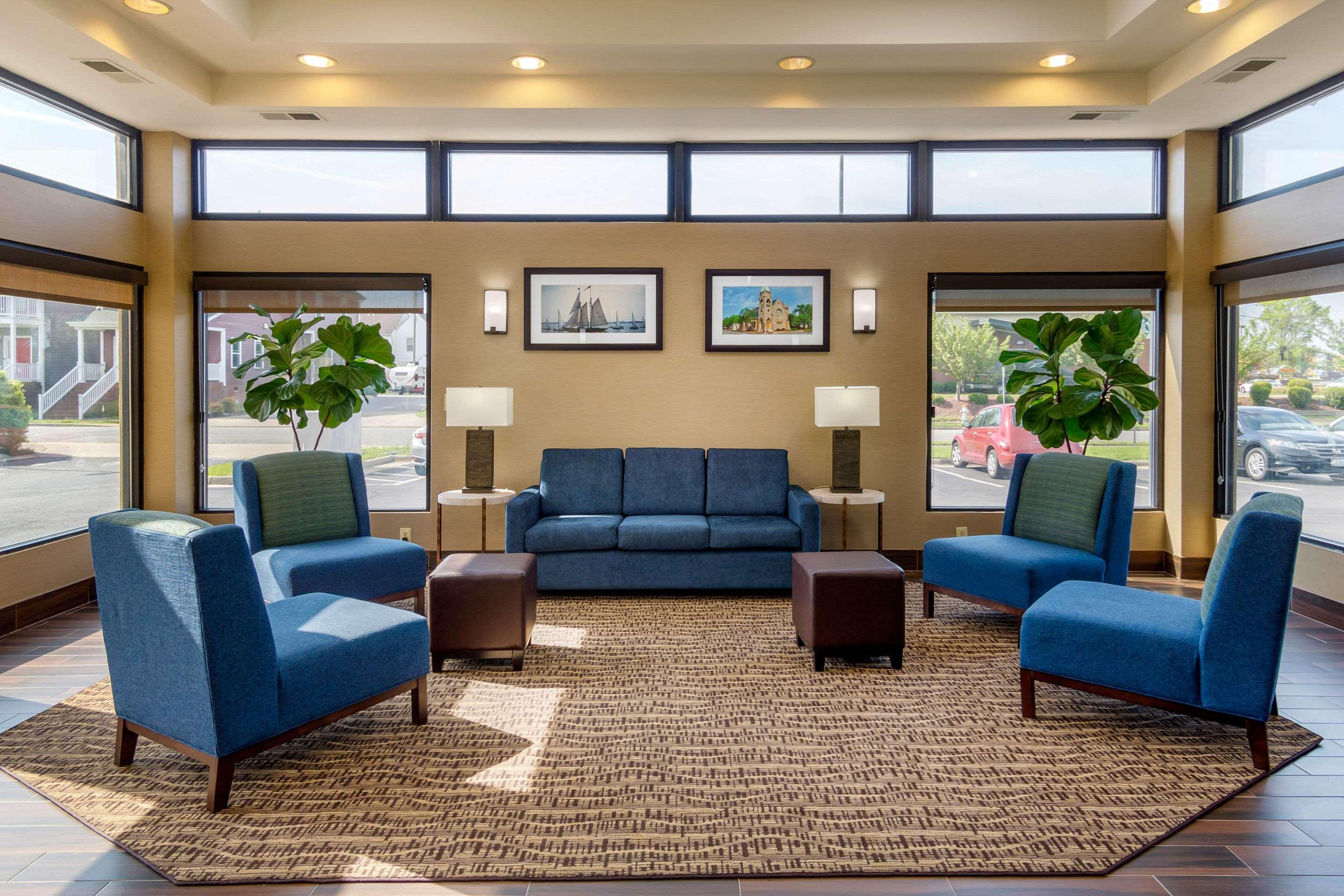 Quality Inn & Suites Olde Town Portsmouth Esterno foto
