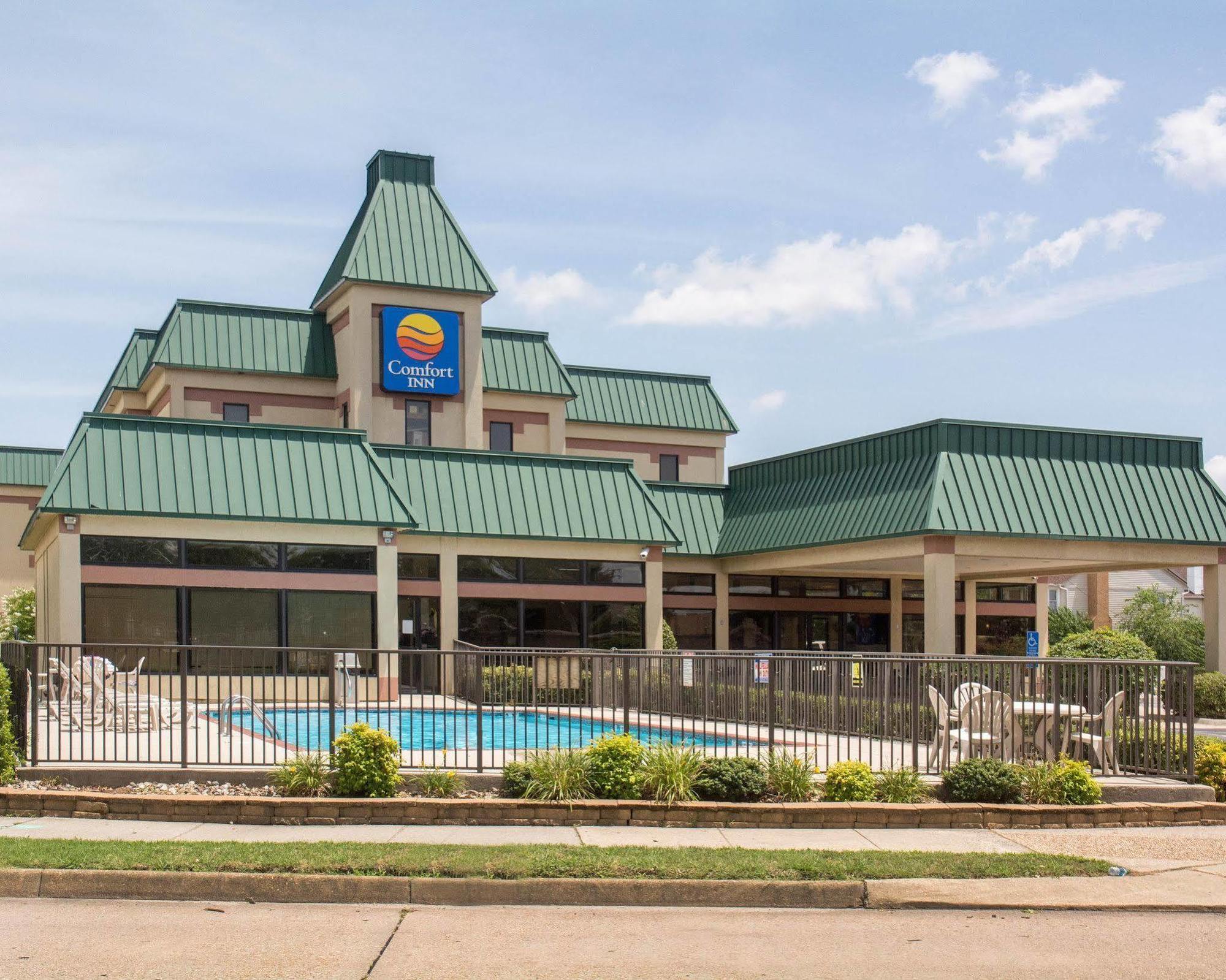 Quality Inn & Suites Olde Town Portsmouth Esterno foto